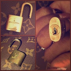 Louis Vuitton Lock #318